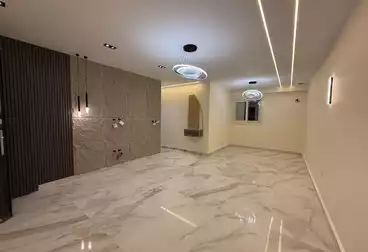 Apartments For sale - 3 rooms - floor 5