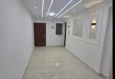 Apartments For sale - 2 rooms - floor 8