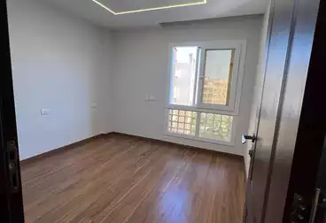 Apartments For sale - 2 rooms - floor 3