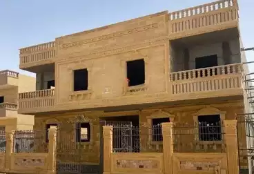 Apartments For sale - 4 rooms - floor 2
