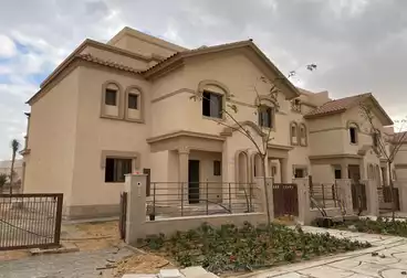 فلل للبيع - 5 غرف