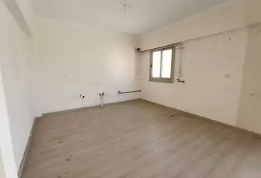 Apartments For rent - 3 rooms - floor 3