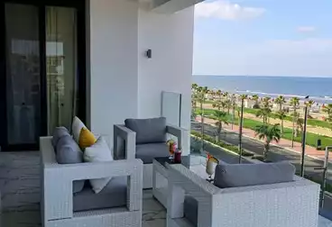 Furnished Apartment For sale - 2 rooms - floor 1