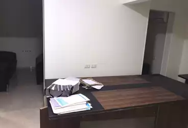 Administrative For rent - 3 rooms - floor 3