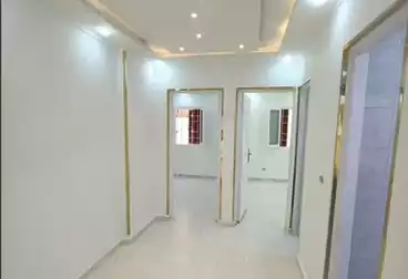 Apartment with Garden For sale - 3 rooms - floor 0