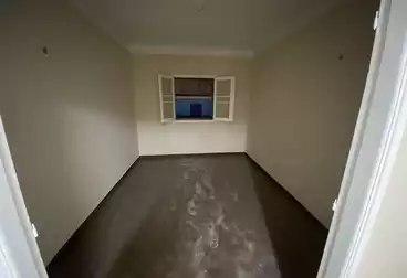 Apartments For sale - 4 rooms - floor 2