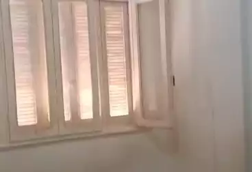 شقق للإيجار - 2 غرف - بالدور 5