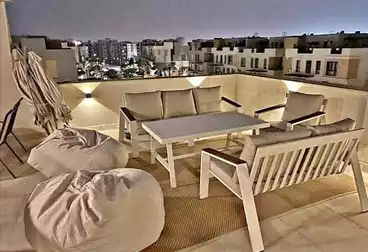 Apartments For sale - 4 rooms - floor 5