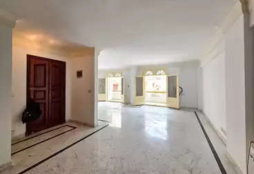 Apartments For sale - 4 rooms - floor 4
