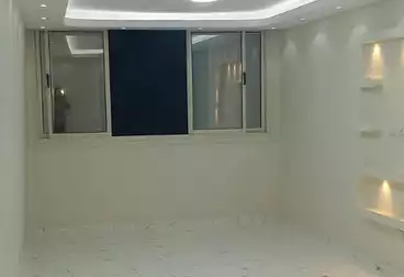 Apartments For sale - 3 rooms - floor 1