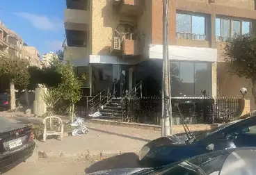 تجاري للإيجار - بالدور 1