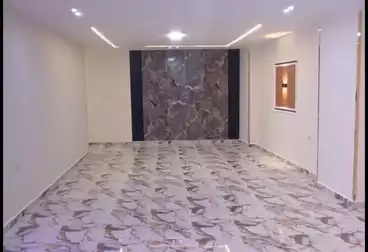 Apartments For sale - 3 rooms - floor 1