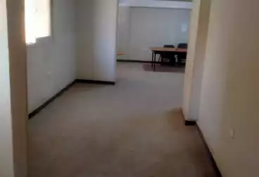 Administrative For sale - 3 rooms - floor 1