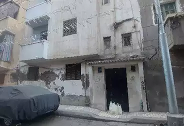 House / Home For sale - 3 rooms