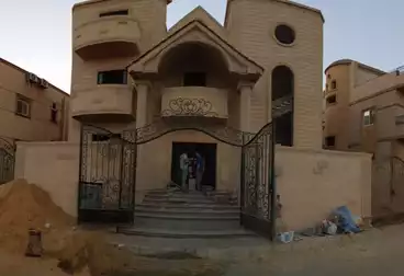 فلل للإيجار - 5 غرف