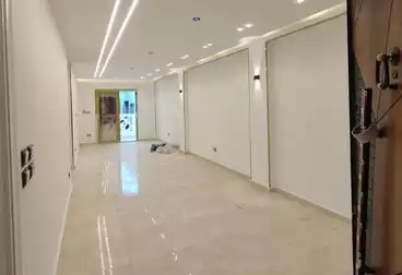 Apartments For sale - 3 rooms - floor 8