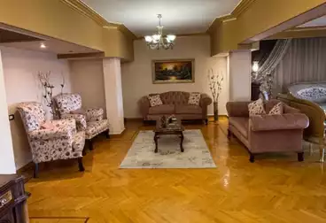Furnished Apartment For sale - 4 rooms - floor 13