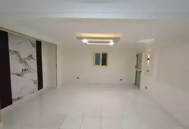 Apartments For sale - 3 rooms - floor 1