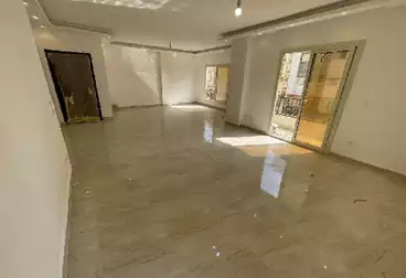 Apartments For sale - 3 rooms - floor 1