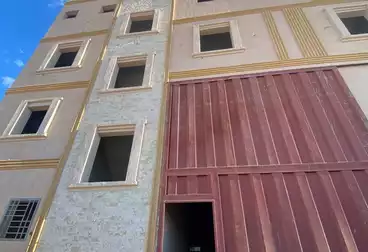 مصنع للبيع