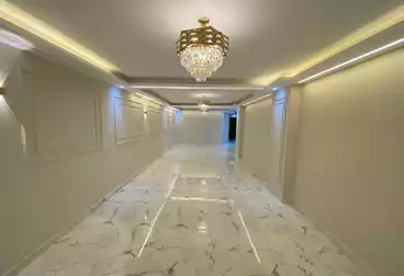 Apartments For sale - 3 rooms - floor 5