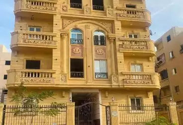 شقق للبيع - 3 غرف - بالدور 0