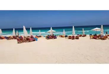 شاليه بحديقة للبيع - 3 غرف - بالدور 0