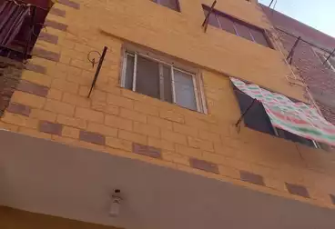 House / Home For sale - 8 rooms