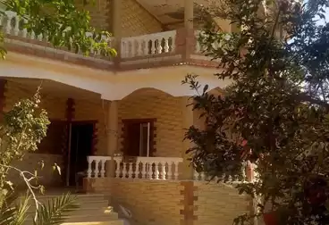 Villas For sale - 8 rooms