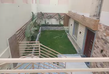 شقق للبيع - 4 غرف - بالدور 0