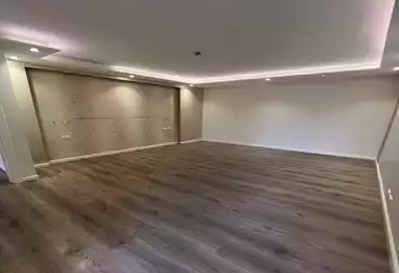 Apartments For sale - 3 rooms - floor 4