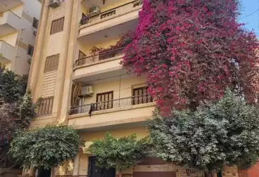Apartments For sale - 3 rooms - floor 4