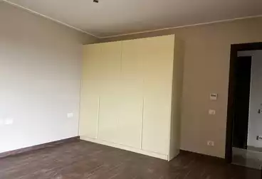 Apartments For sale - 3 rooms - floor 2