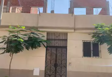 House / Home For sale - 3 rooms