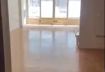 Apartments For sale - 3 rooms - floor 1