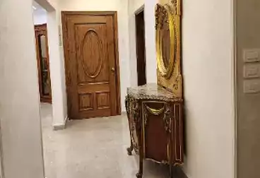 Furnished Apartment For rent - 3 rooms - floor 3
