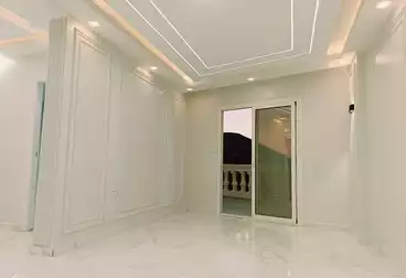 Apartments For sale - 3 rooms - floor 8