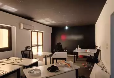 Corporate Branch For rent - 4 rooms - floor 6