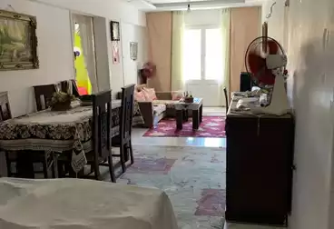 Apartments For sale - 2 rooms - floor 4