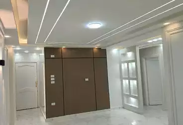 Apartments For sale - 3 rooms - floor 8