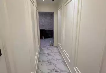 Apartments For sale - 3 rooms - floor 6
