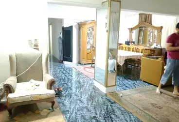 Apartments For sale - 3 rooms - floor 5