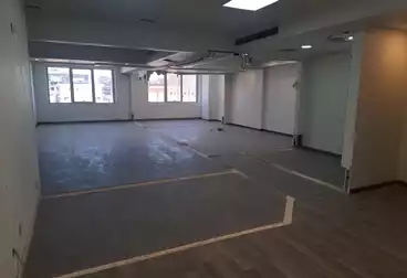 Corporate Branch For rent - 5 rooms - floor 4