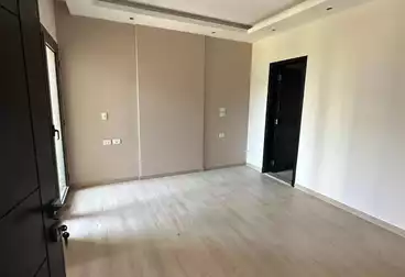Corporate Branch For rent - 7 rooms - floor 3