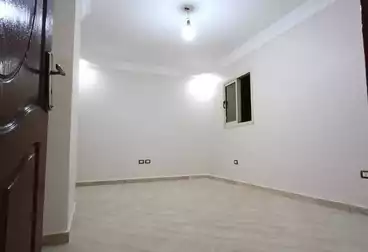 Apartments For sale - 3 rooms - floor 1