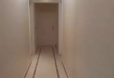 Apartments For sale - 3 rooms - floor 1