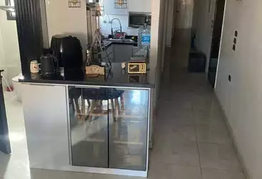 Furnished Apartment For sale - 3 rooms - floor 11