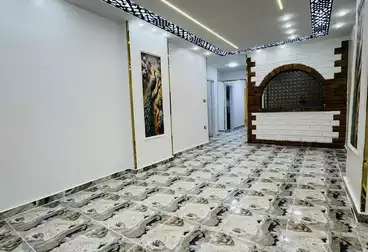 شقق للبيع - 3 غرف - بالدور 1