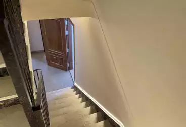 Apartments For rent - 3 rooms - floor 3