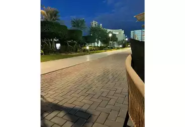 Apartment with Garden For sale - 2 rooms - floor 1